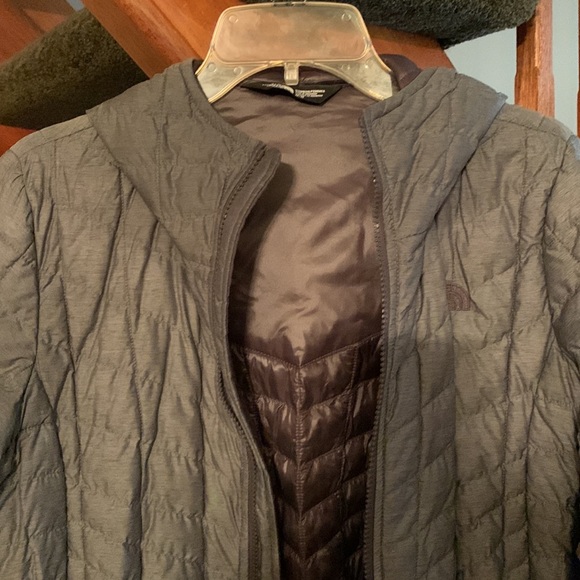 Northface coat - Picture 10 of 15
